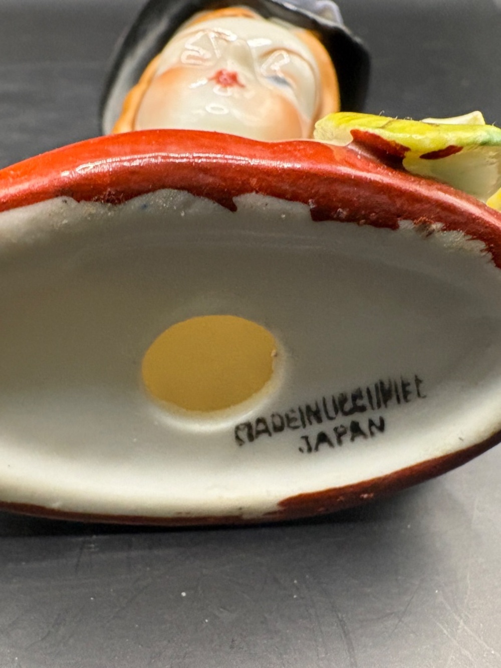 Vintage Lady With Flowers Figurine Made in Occupied Japan - Picture 3 of 6